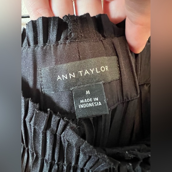 Ann Taylor black pleated pants accordion wide leg elastic waist fall - Picture 5 of 6